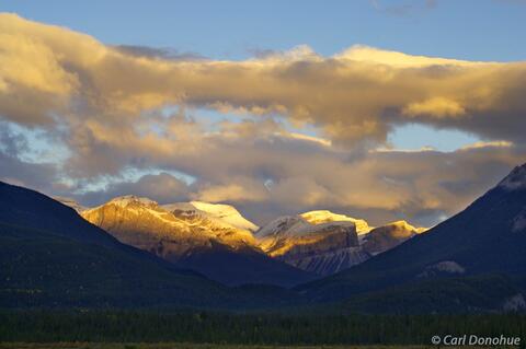 Sunrise over the Palisades, Jasper National Park, Canadian Rocki