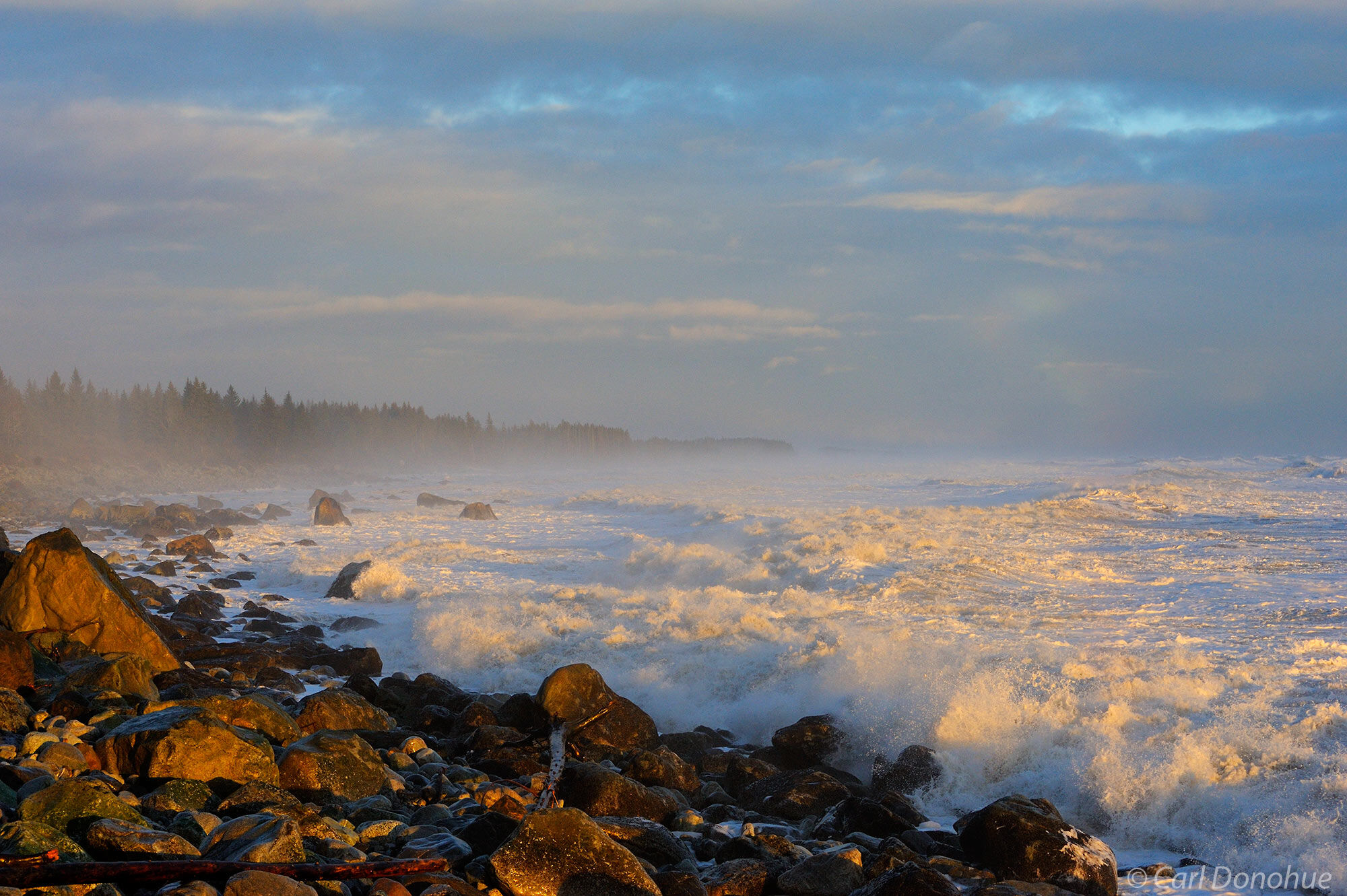 Storm surging ocean on the beach at Sitkagi Bluffs. The Sitkagi Bluffs are essentially remnants of the moraine from Malaspina...