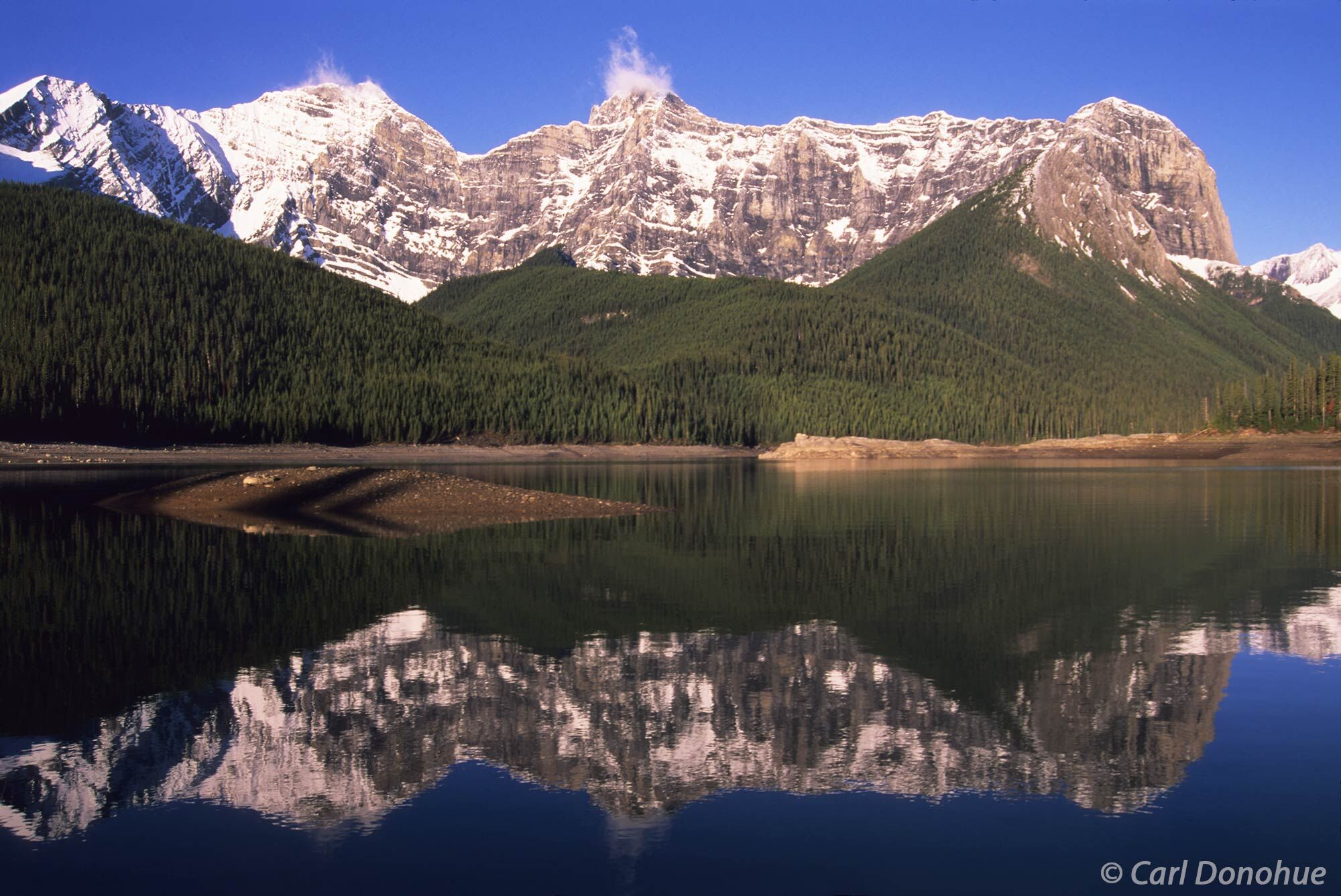 Upper Kananaskis Lake, Kananaskis Country, Canadian Rockies, Alberta, Canada.